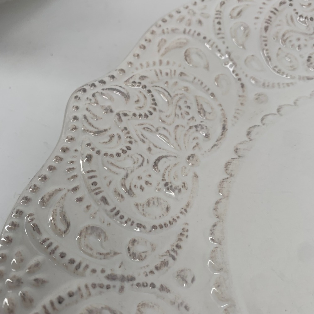 Pier 1 Chateau Clair Scalloped White Dinner Plate Embossed Stoneware 10.75 3avai